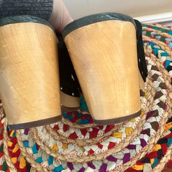 UGG Black Suede Slip-On Mules Clogs Shoes - Picture 4 of 8